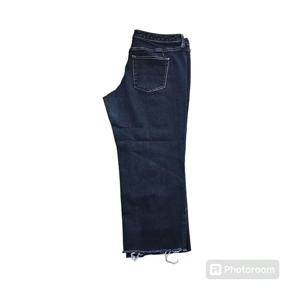 Mossimo Women's Mid Rise Straight Dark Wash Crop Raw Hem Size 12 34X23 - Picture 4 of 12